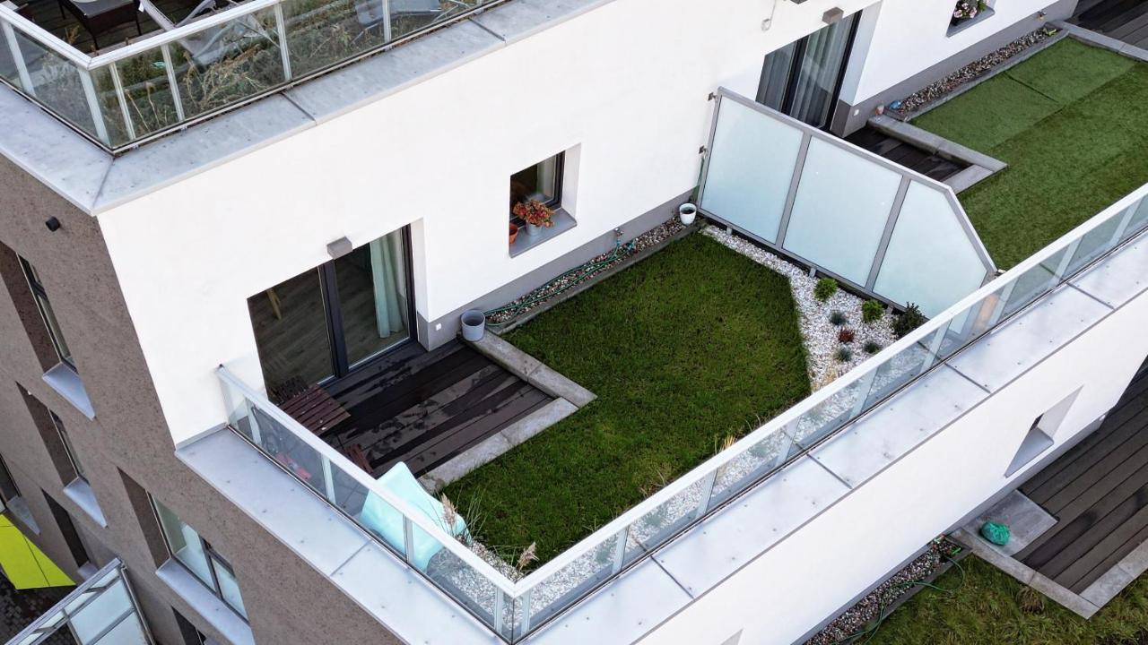 Mint House Apartment Varşovia Exterior foto